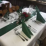 ホテル Landgasthof Krone プラインフェルト