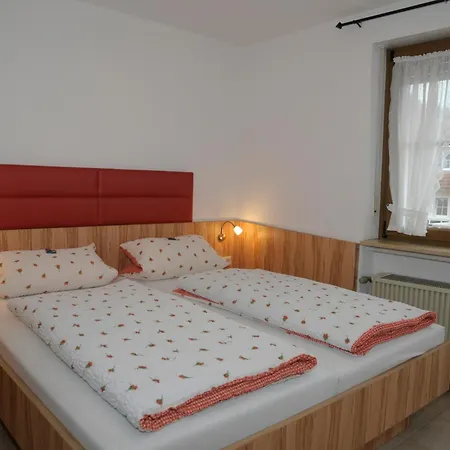 Landgasthof Krone * 플라인펠트
